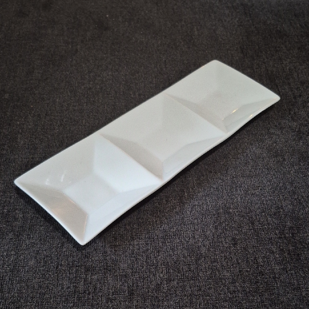 SET OF 8 Crate And Barrel Three Part Serving Dishes NWT and UNUSED